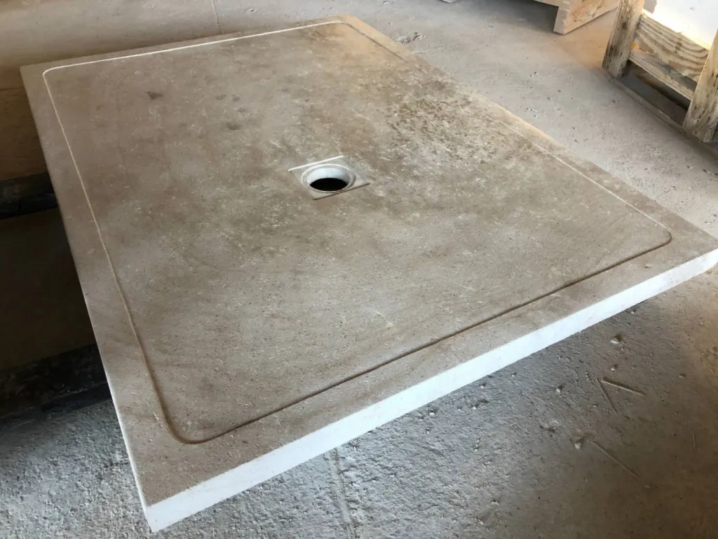 Taille de pierre naturelle atelier proche Uzès, Bagnols-sur-Cèze, Orange et Avignon