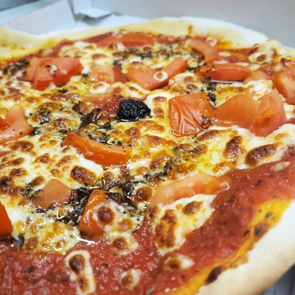 pizza au feu de bois centre ville salon de provence presto pizza salon