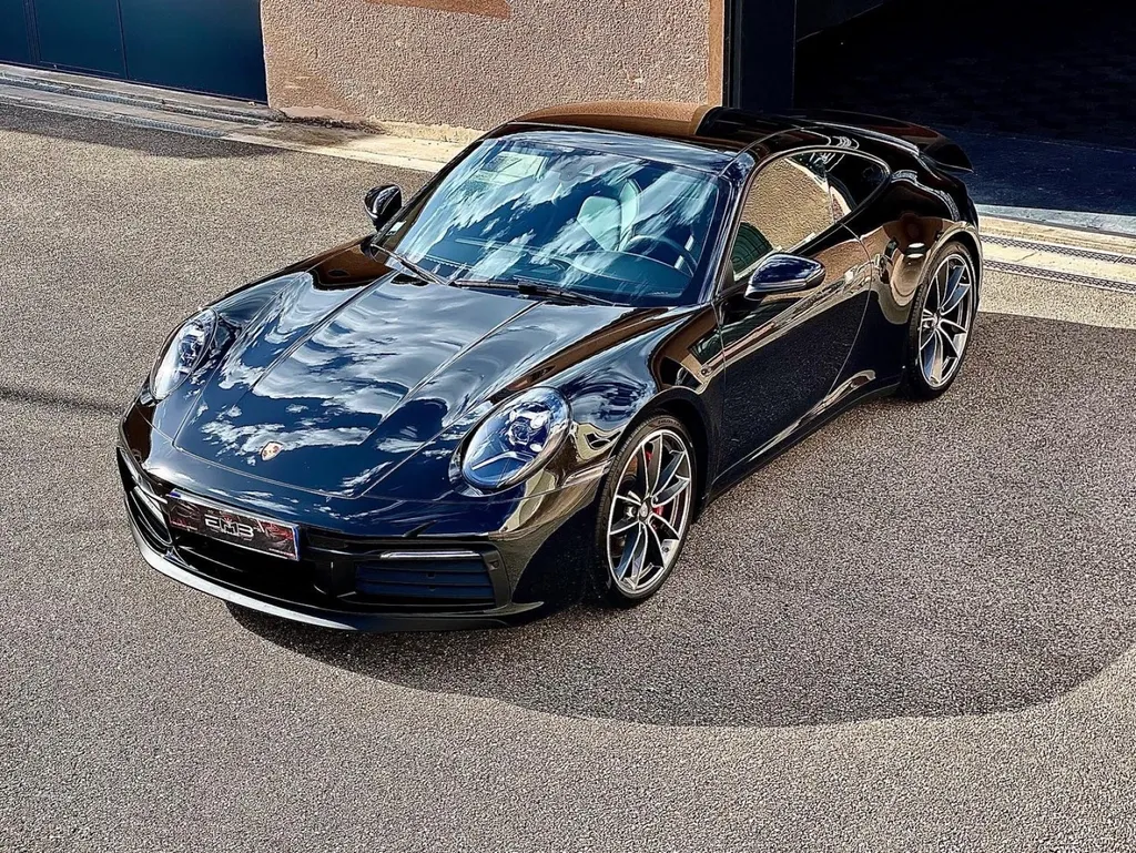 Detailing auto Lyon Porsche 992 traitement céramique / PPF / protection carrosserie 