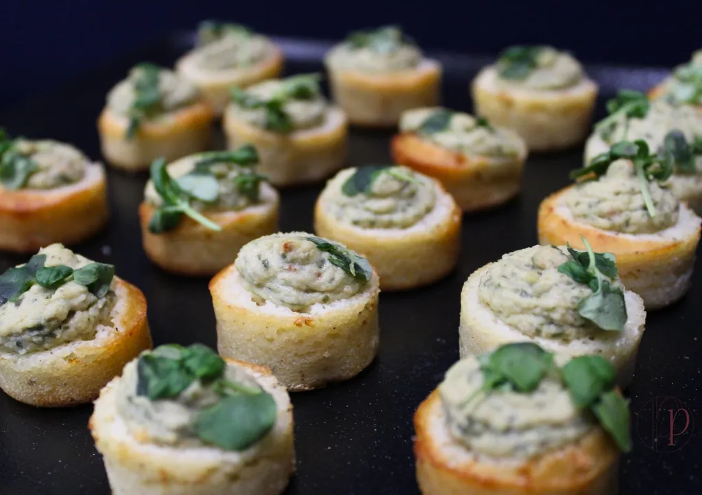Mini Bouchons houmous, pois chiches, basilic et noix de cajou