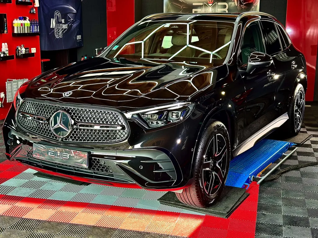 Traitement céramique auto DETAILING protection carrosserie Sud de Lyon Mercedes GLC