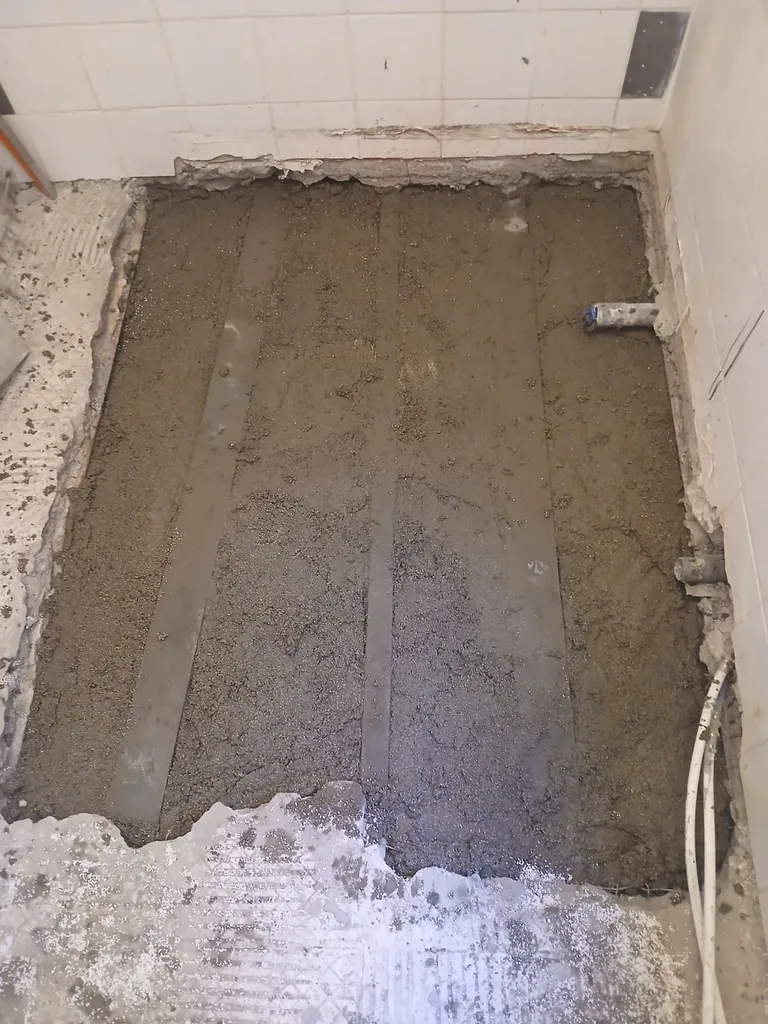 Notre zone d'activité pour ce serviceRemise en état de maison après un incendie à à Nîmes dans le Gard 84 : décontamination, nettoyage de suie et reconstruction