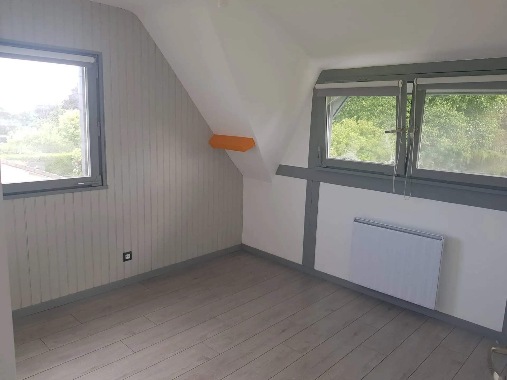 VENDU Maison contemporaine, Bourg paisible, toutes commodités, à proximité de Dieppe, et des plages de la côte d'Albatre