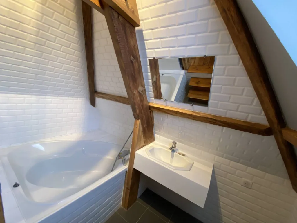 Salle de bain baignoire 