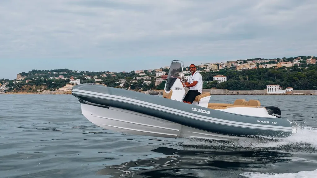 Achat semi-rigide neuf Salpa 18 dans le Var