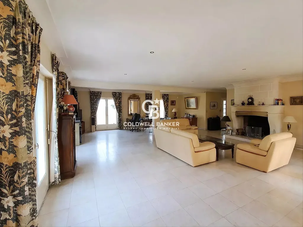 acheter maison avec grand séjour lumineux et cheminée proche Le Mans