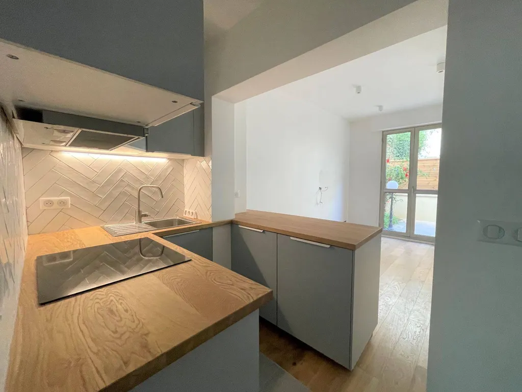 A vendre 3 pièces Metro Louise Michel Levallois 92300