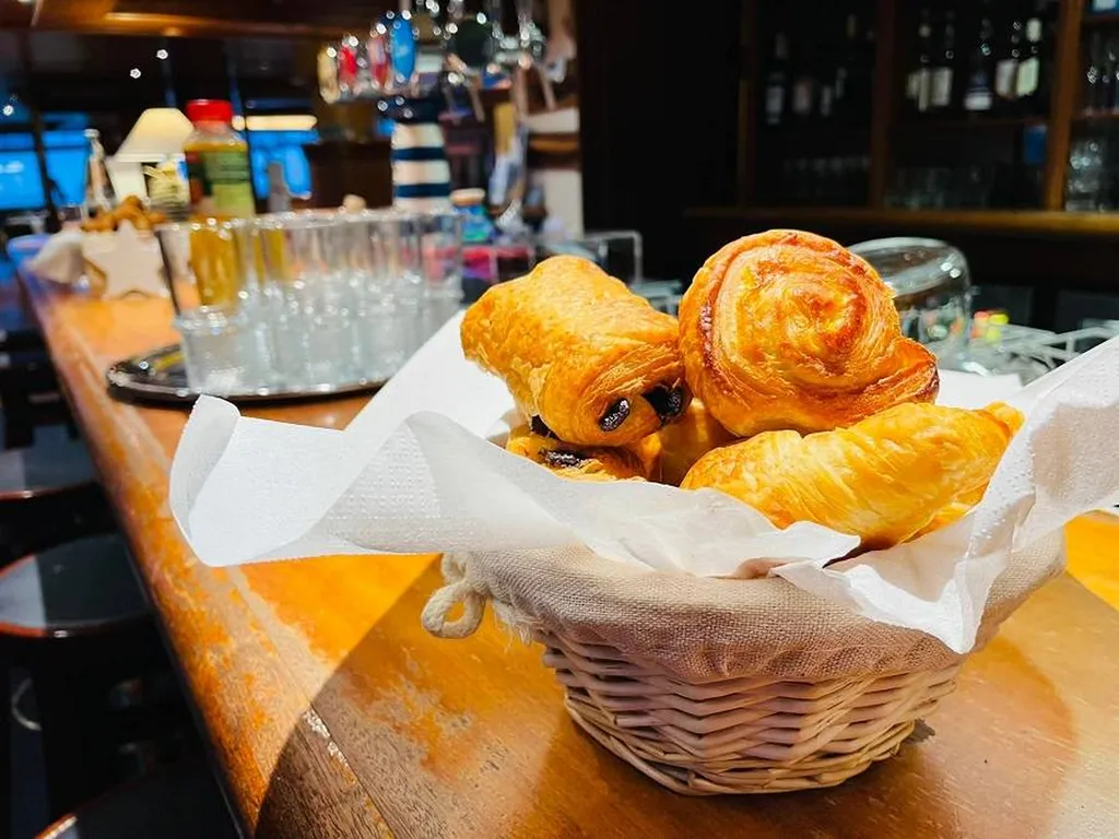 Organisez une réunion professionnelle avec pause café proche le port de plaisance Le Havre 76