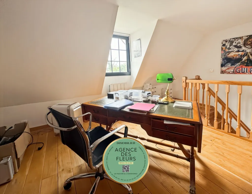 A vendre magnifique propriété de 172 m² habitables édifiée sur 781 m² de terrain sur la commune de FRENEUSE 76410