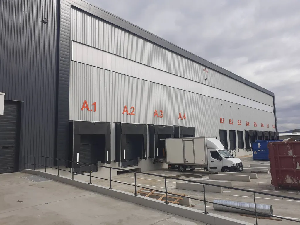 Construction d'un bâtiment logistique de 10 000m² à Trévoux