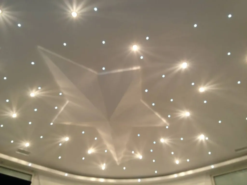 PEINTURE ACRYLIQUE FINE - TERRE DU MONDE