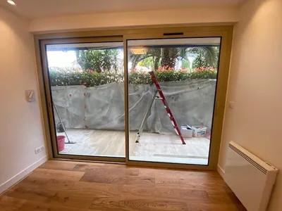 Fourniture et installation de baie coulissante en aluminium laqué ou anodisé champagne NICE (06)