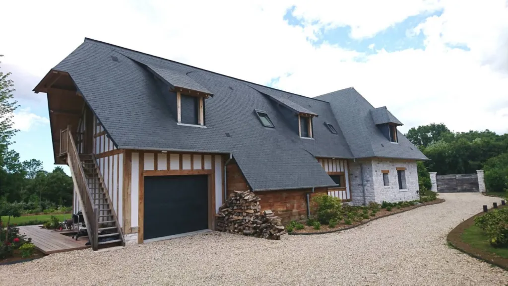 Maison d'architecte normande colombage Yvetot Seine Maritime 76