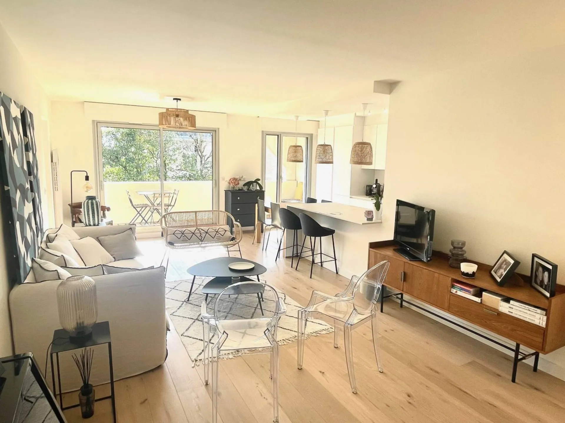 Vendu Très bel Appartement rénové Bordeaux Caudéran Centre 