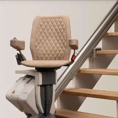 Installateur monte-escaliers sur-mesure à Valence ou dans le 26 (Drôme)