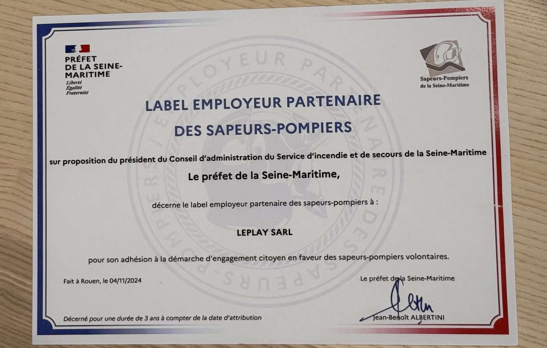 Label Employeur Partenaire des Sapeurs-Pompiers à Valmont en Seine-Maritime 76 reconnu pour notre entreprise avec notre fille Sapeur-Pompier volontaire 