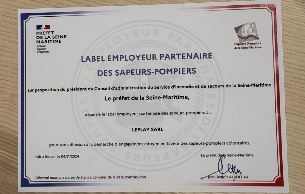 Label Employeur Partenaire des Sapeurs-Pompiers à Valmont en Seine-Maritime 76 reconnu pour notre entreprise avec notre fille Sapeur-Pompier volontaire 
