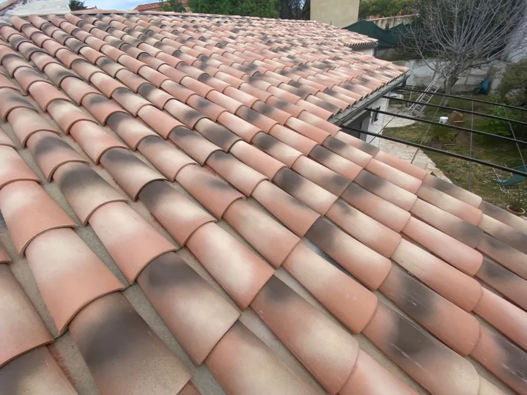 Réfection de toiture type P.S.T sur Velaux près de Aix en Provence