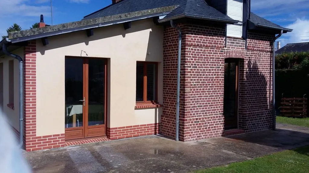 Rénovation de façade dans l'Eure.