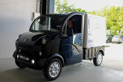 Louer un utilitaire sans permis AIXAM dans l'Ain avec option de livraison à domicile dès 490€ TTC