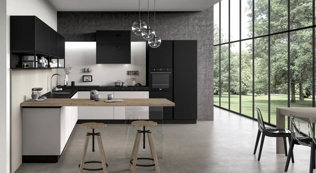 Cuisine moderne en verre blanc et pied transparent made in italy à Bandol: