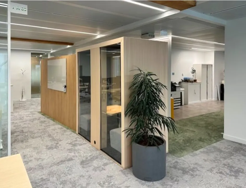 Cabine acoustique SOLO de BLABLA CUBE à Marseille