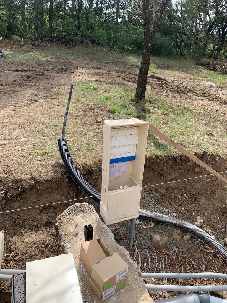 Réalisation d’un réseau électrique pour un lotissement sur la commune de Belcodène