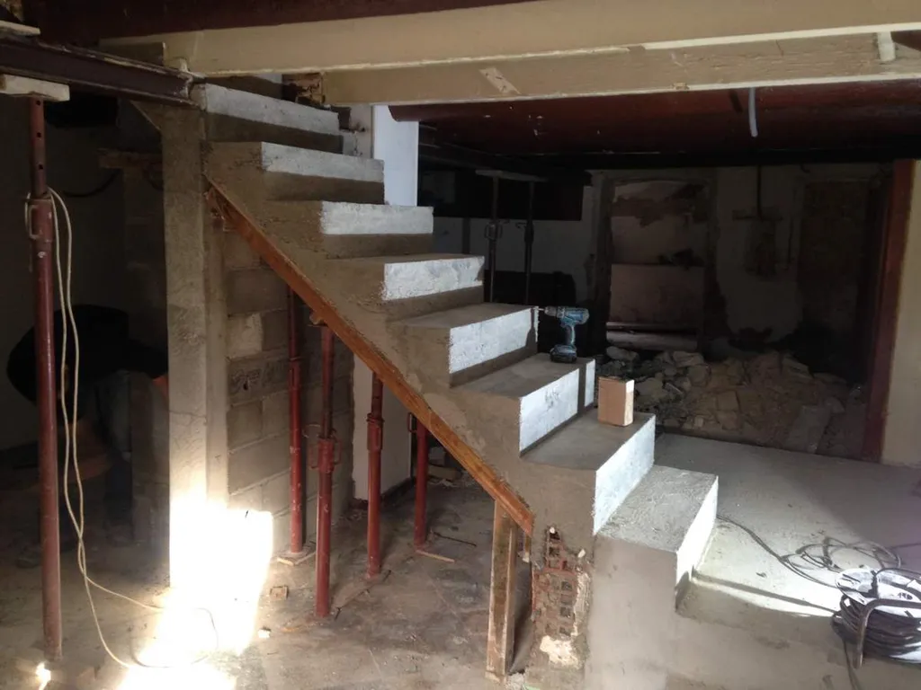 Aménagement du sous-sol d'un pavillon à Salon de Pce - existant