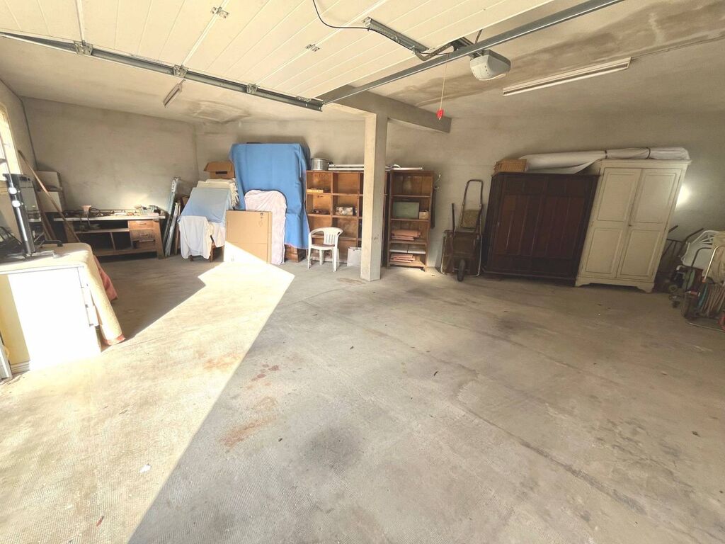 Villa Roquefort la Bédoule de plain pied, au calme, exposition sud, terrain paysager