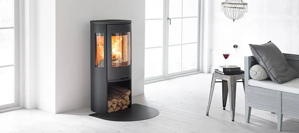 Poêle à bois rond noir avec vitres latérales à Toulouse