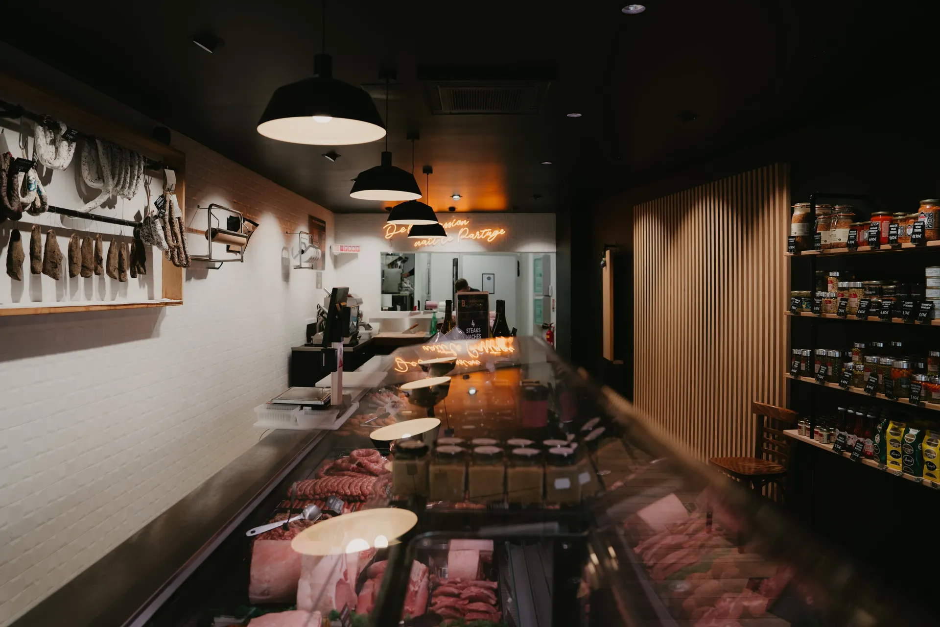 Toute l'équipe de la Boucherie des Copains vous souhaite une excellente année 2026 pleine de partages gourmands et de moments conviviaux.