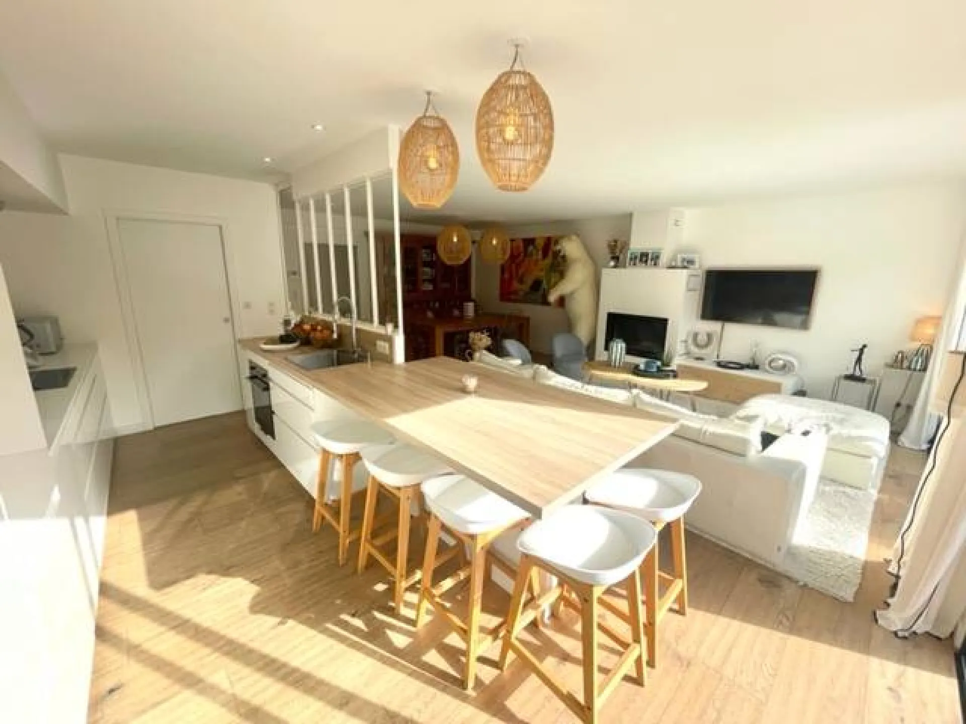 maison a vendre avec grandes pièces à caudéran