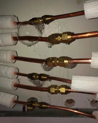 Recherche d’une fuite sur climatisation réversible Split Daikin dans une maison à Montreuil

