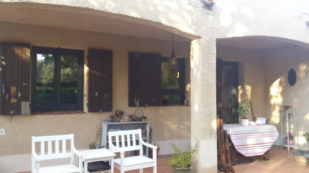 Installation de fenêtres de rénovation en PVC aluminium à Aix en Provence