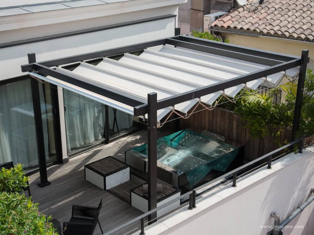 Installation de pergola à vélum coulissant dans la région PACA