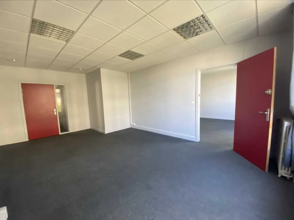 LE HAVRE - BUREAUX A LOUER 100 M2 DIVISIBLE A PARTIR DE 75 M2