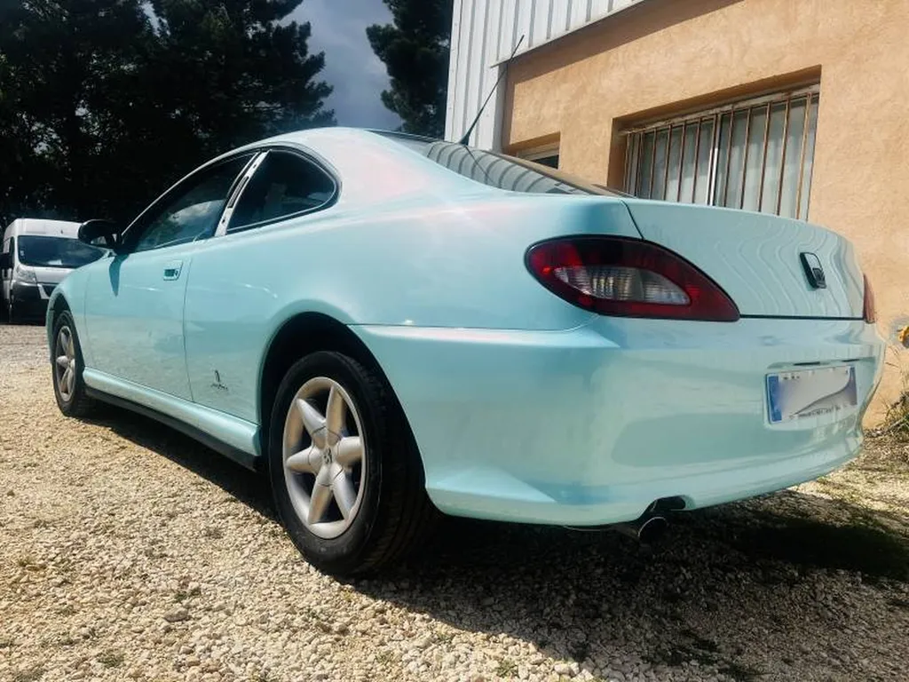 covering nacré sur une peugeot à Toulon dans le var 