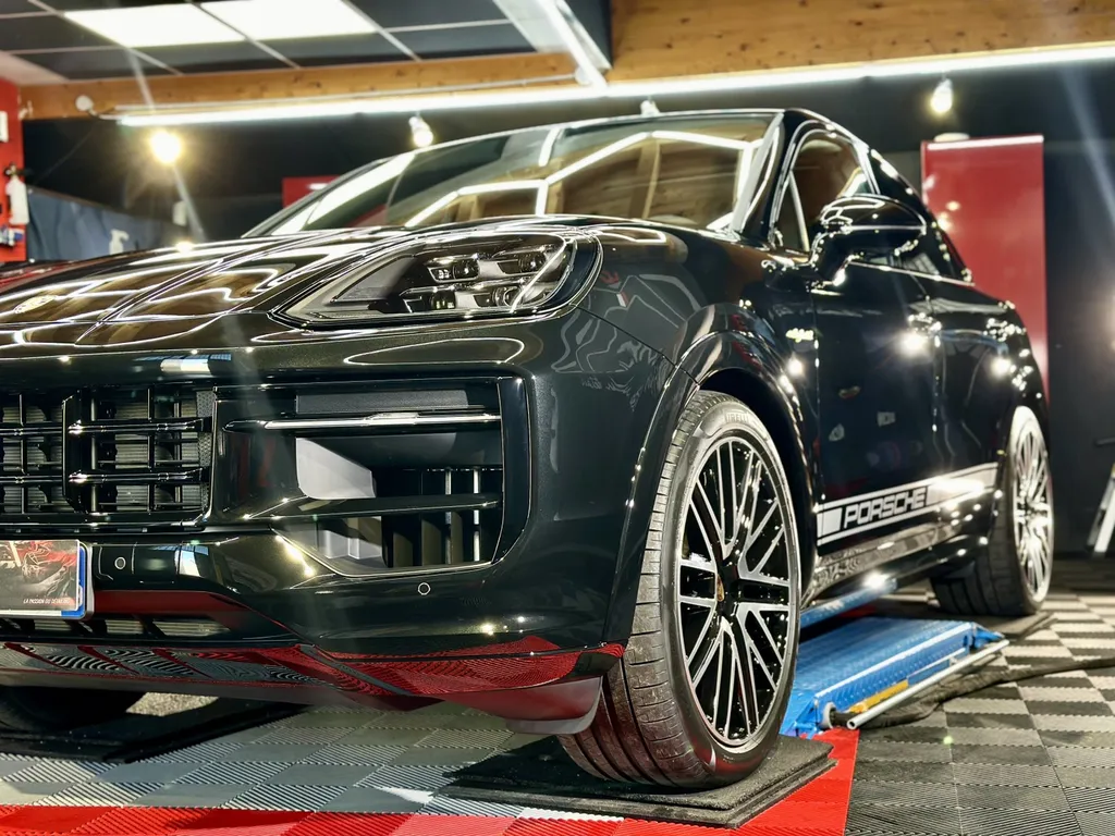 DETAILING auto protection carosserie traitement céramique lyon Porsche Cayenne 