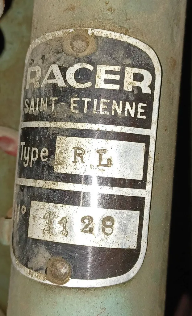 RACER 70 SIX FOURS LES PLAGES