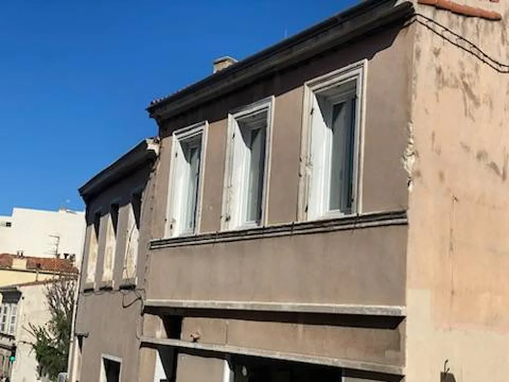 Rénovation de façades à Marseille : votre bâtiment comme neuf avec Sud Est Construction