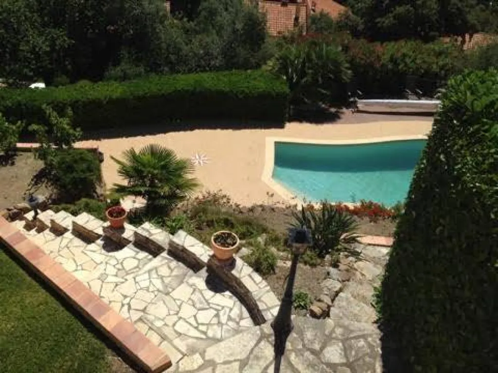 GRANULAT DE MARBRES-PLAGE DE PISCINE