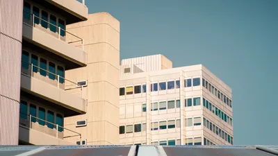 Acheter son premier appartement à Bordeaux Bastide : réussir son investissement grâce au mandat de recherche immobilier