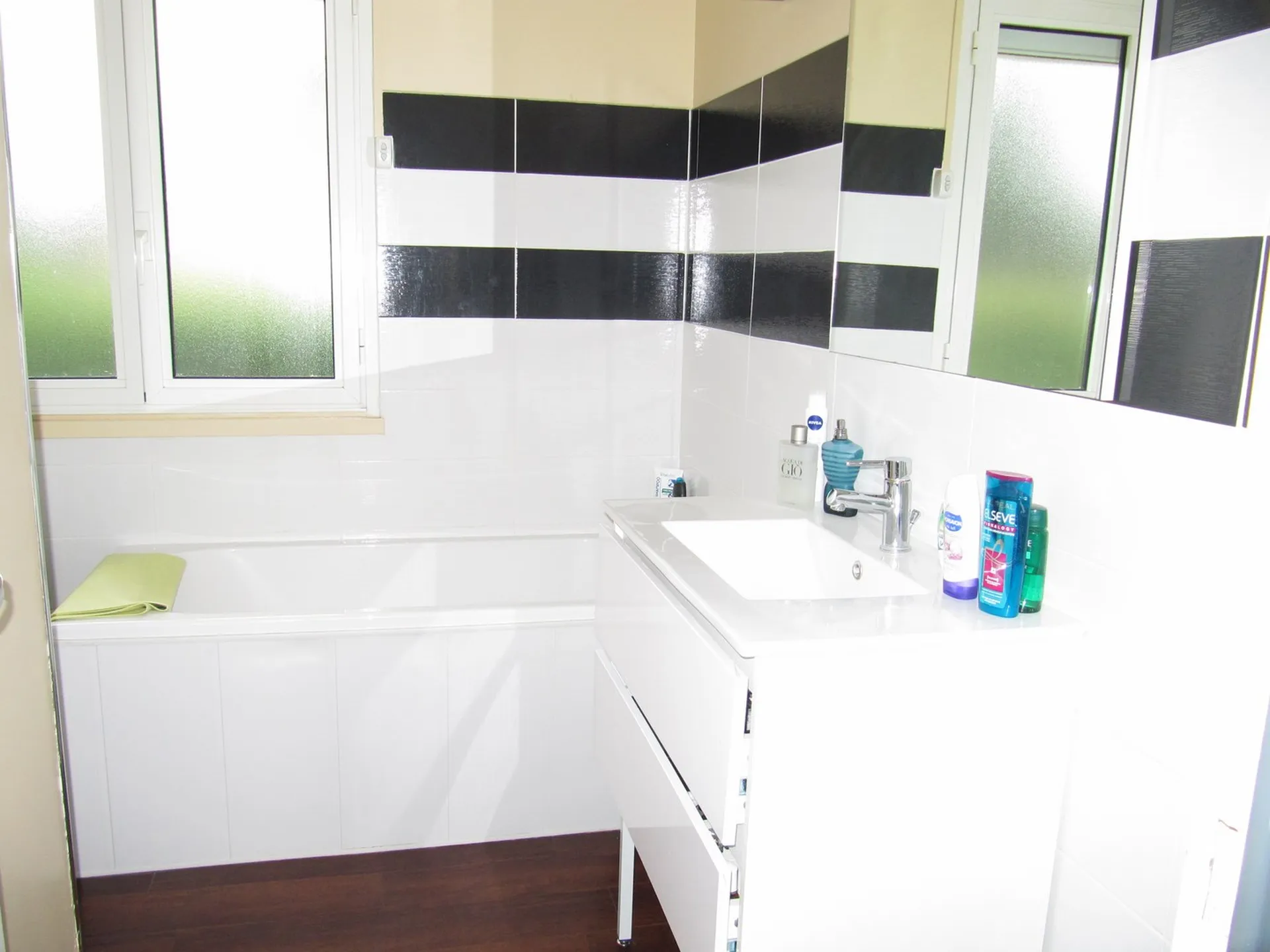 Maison traditionnelle T7 LISIEUX, proche centre-ville, Calvados 14