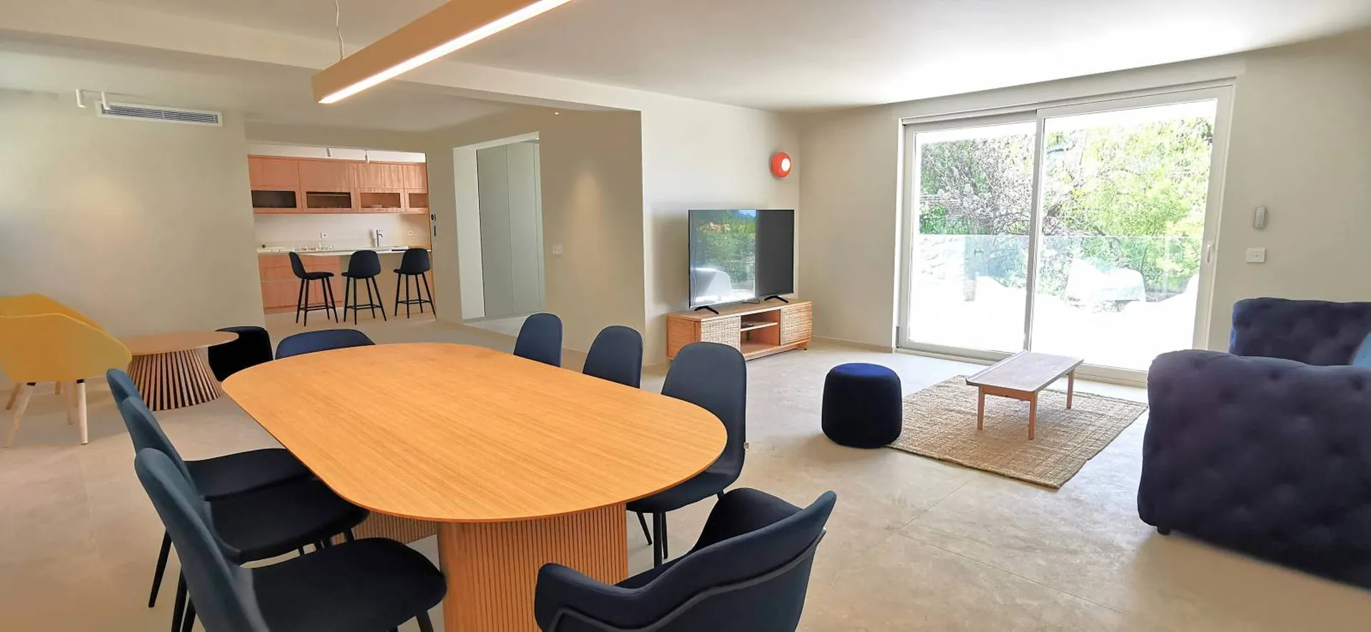 Vente maison Cassis  entièrement rénovée avec piscine, garage et vue mer