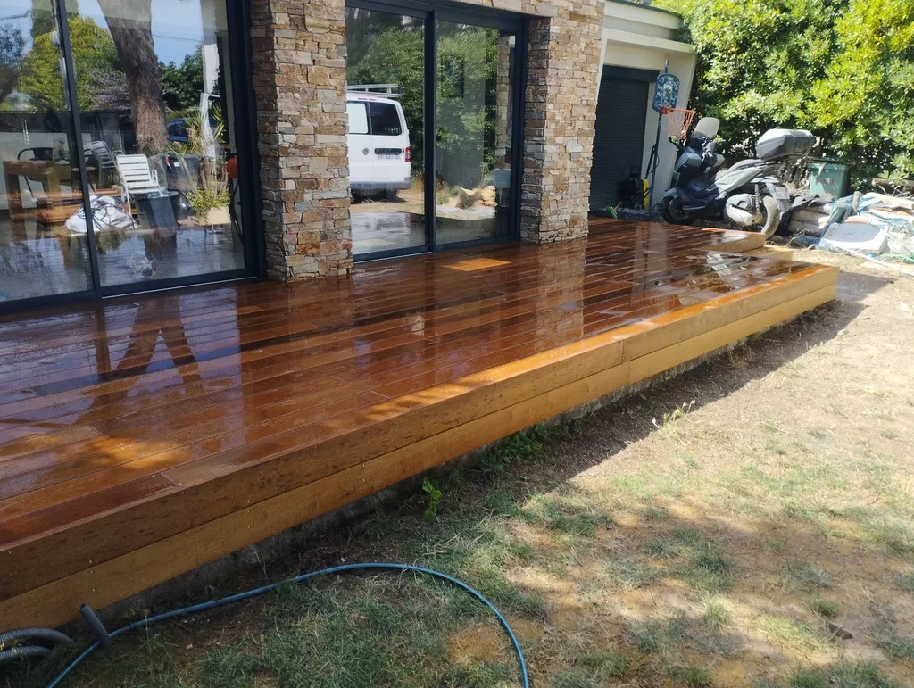 Fabrication d'une terrasse en bois Itauba à Montpellier