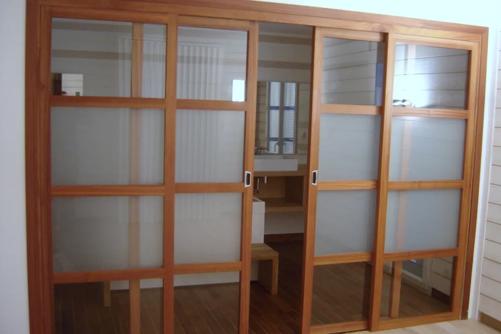 Séparation de pièces sur mesure