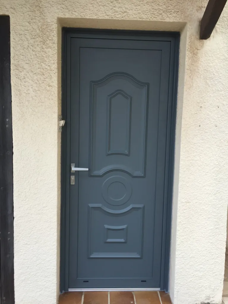 Porte en alu sur Martigues