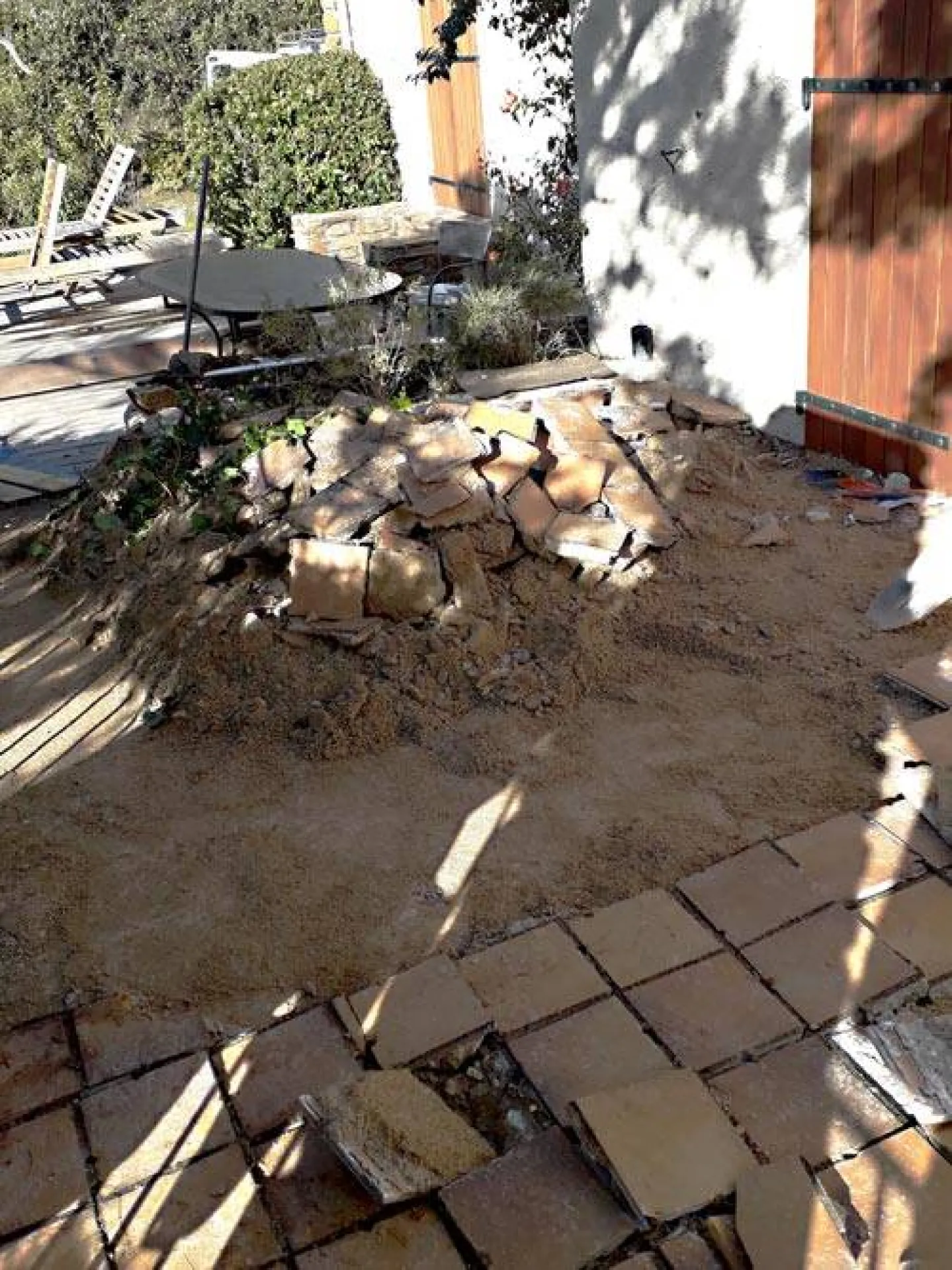 Démolition d'une terrasse à Bormes-les-mimosas