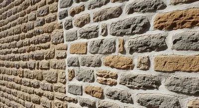 Engager une rénovation de façade en pierre de taille et rejointoiement de moellons par une entreprise de maçonnerie à Aubagne