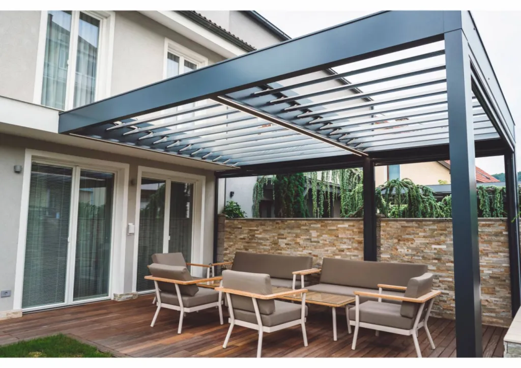 Pose de pergola bioclimatique electrique dans les Bouches du Rhone (13)